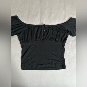 Cute Off The Shoulder Crop Top, Size Small. Gently Worn, Perfect for Summer!